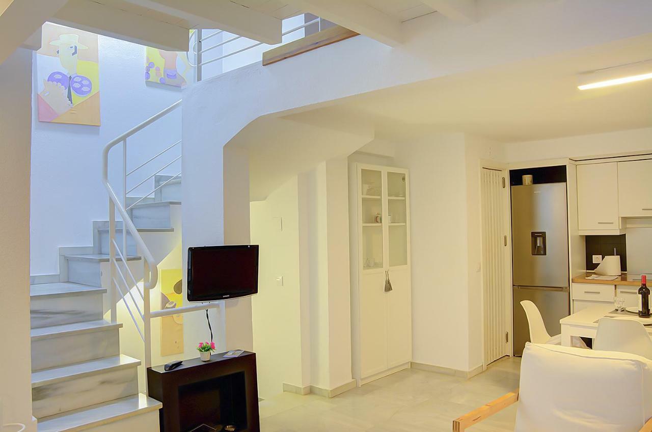 Triplex San Isidoro Apartment