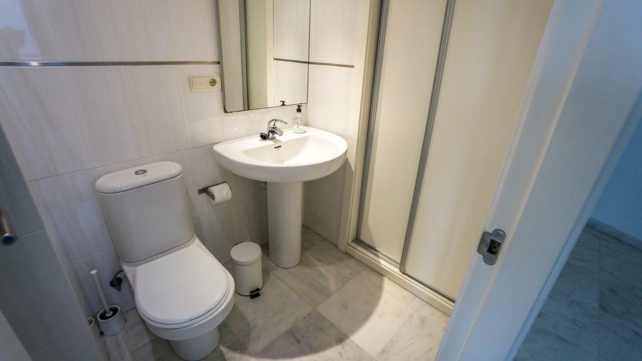 Rentalsevilla Espacioso Dúplex En La Puerta Real Apartamento *