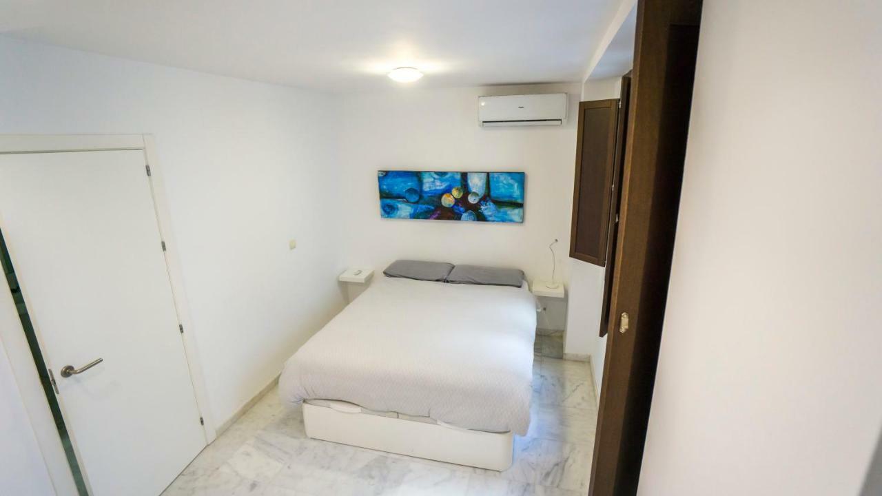 Rentalsevilla Espacioso Dúplex En La Puerta Real Apartamento *