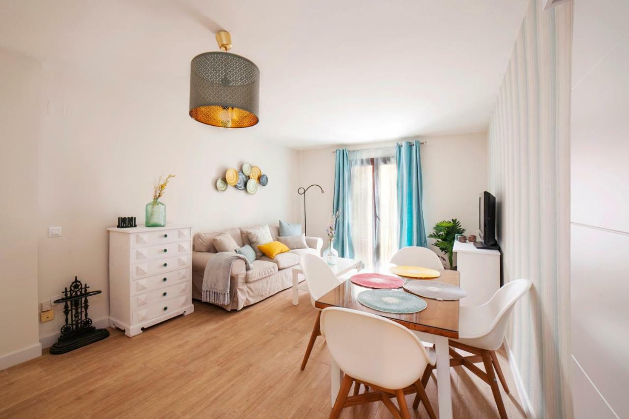 Alohamundi Pureza Apartment Seville