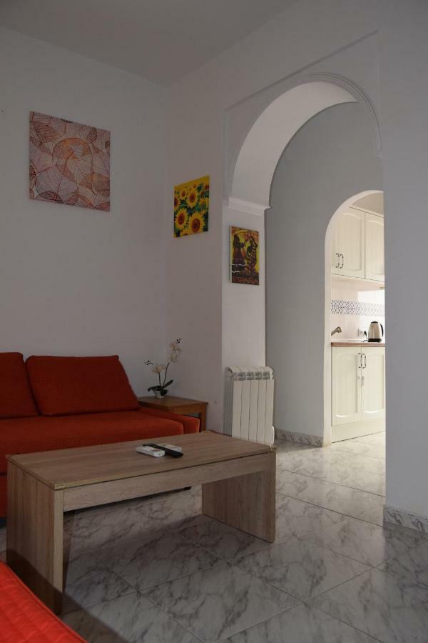 Enjoy Familia Apartment Seville