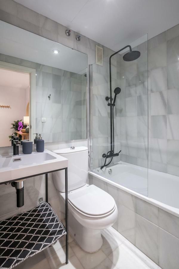 Apartamento Giralda Center. Best Location. San Bernardo *