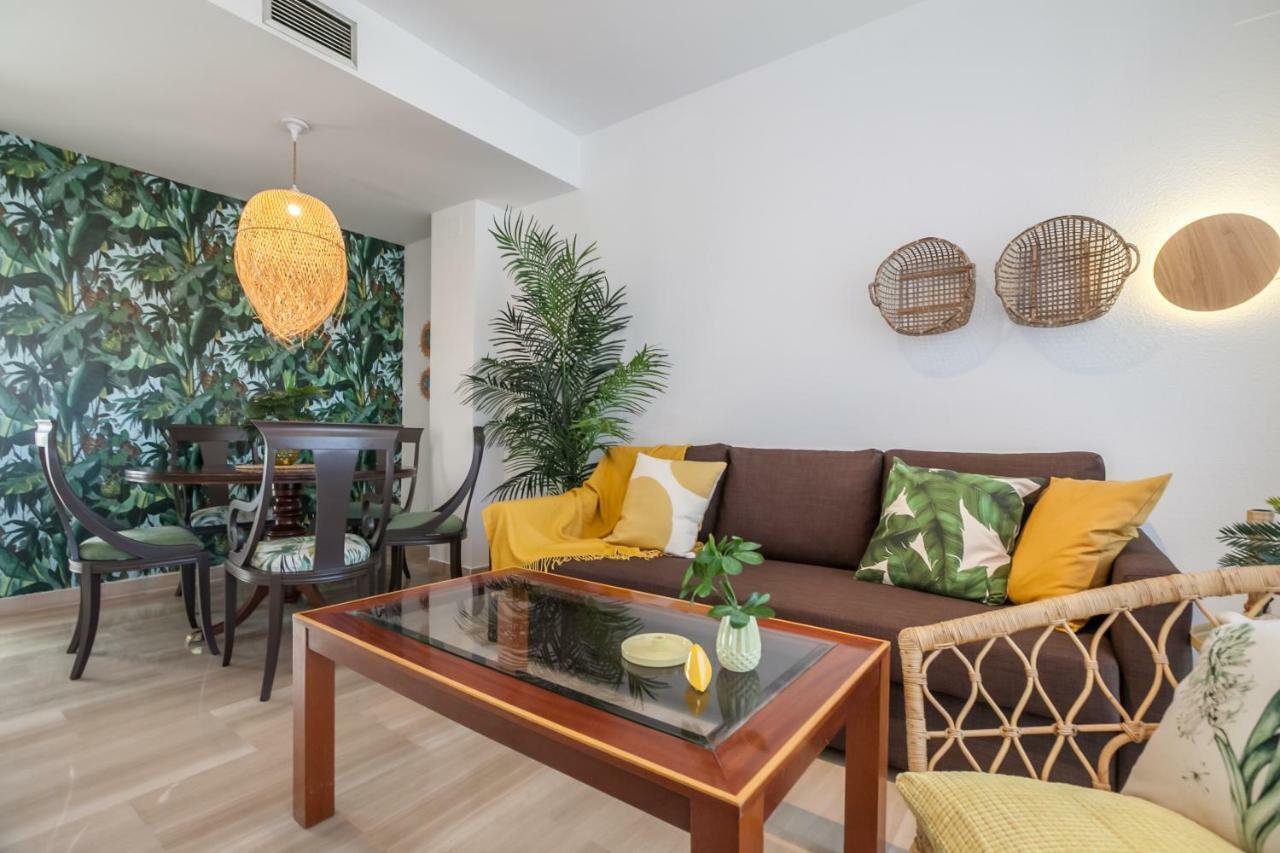Giralda Center. Best Location. San Bernardo Sevilla