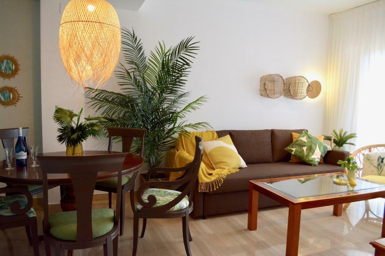 Giralda Center. Best Location. San Bernardo Sevilla