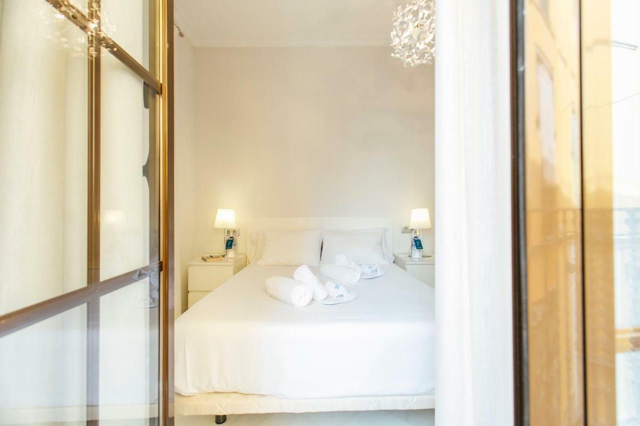 Minimalism And Modern- 2bd 1bth- Setas Seville