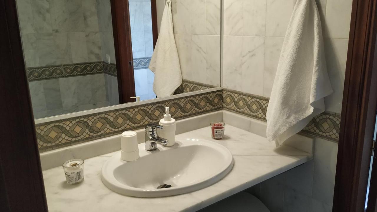 Сasa de vacaciones Habitación Independiente En Chalet De Gines *