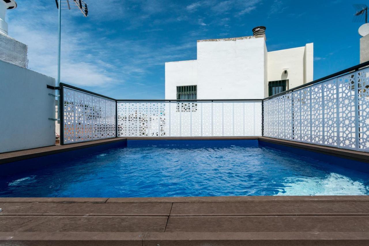 Сasa de vacaciones Unique House - Private Spa&pool -stayinseville *