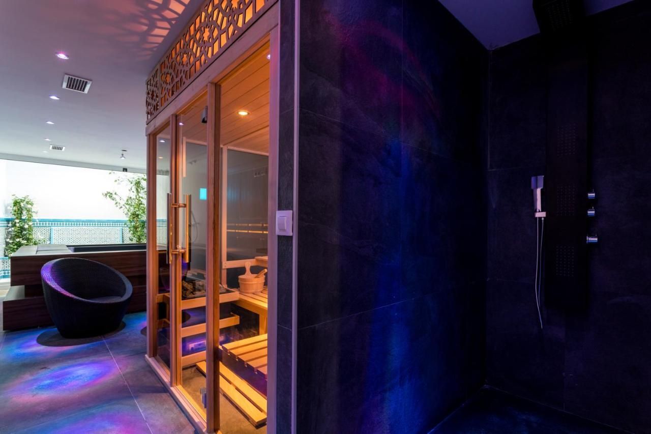 Сasa de vacaciones Unique House - Private Spa&pool -stayinseville