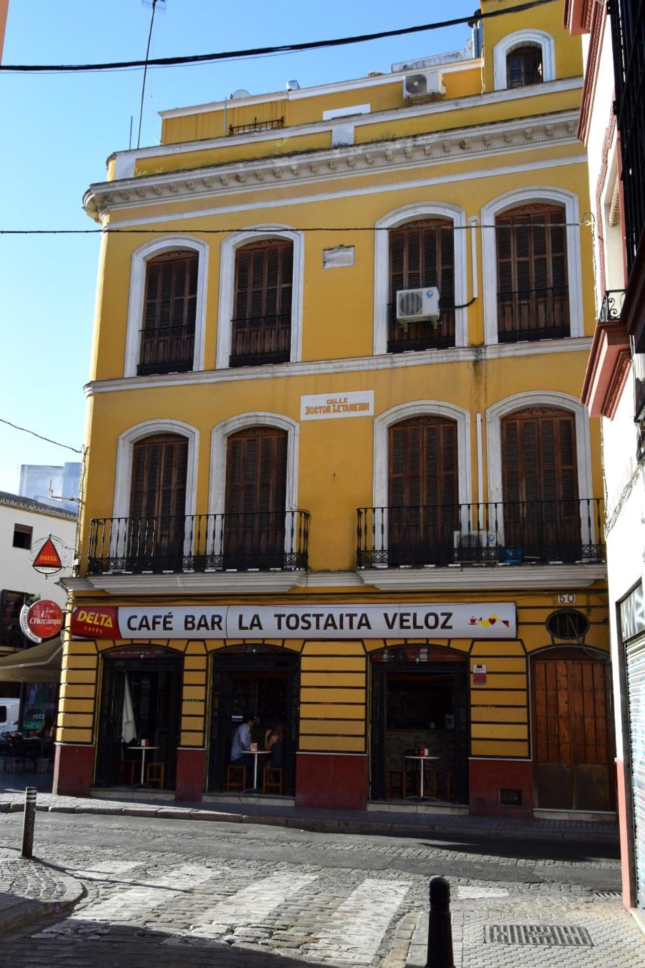 Calle Feria