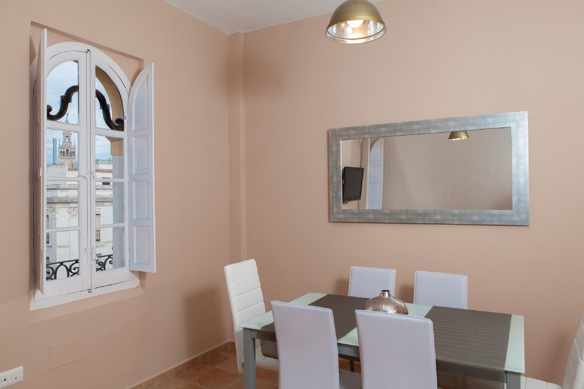 Puerta Maestranza Apartment