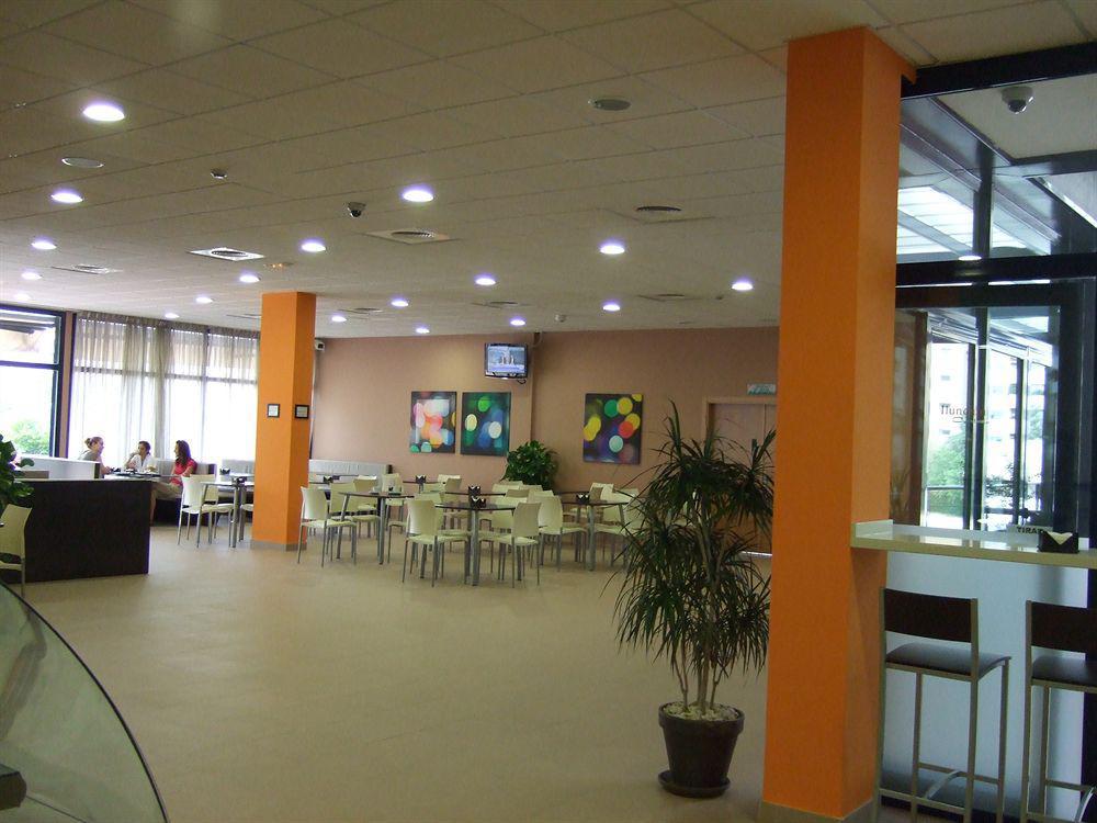 Hotel Exe Palmera Sevilla