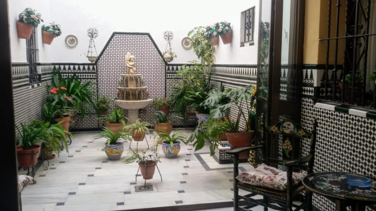 Triana Principes Habitación en casa particular *