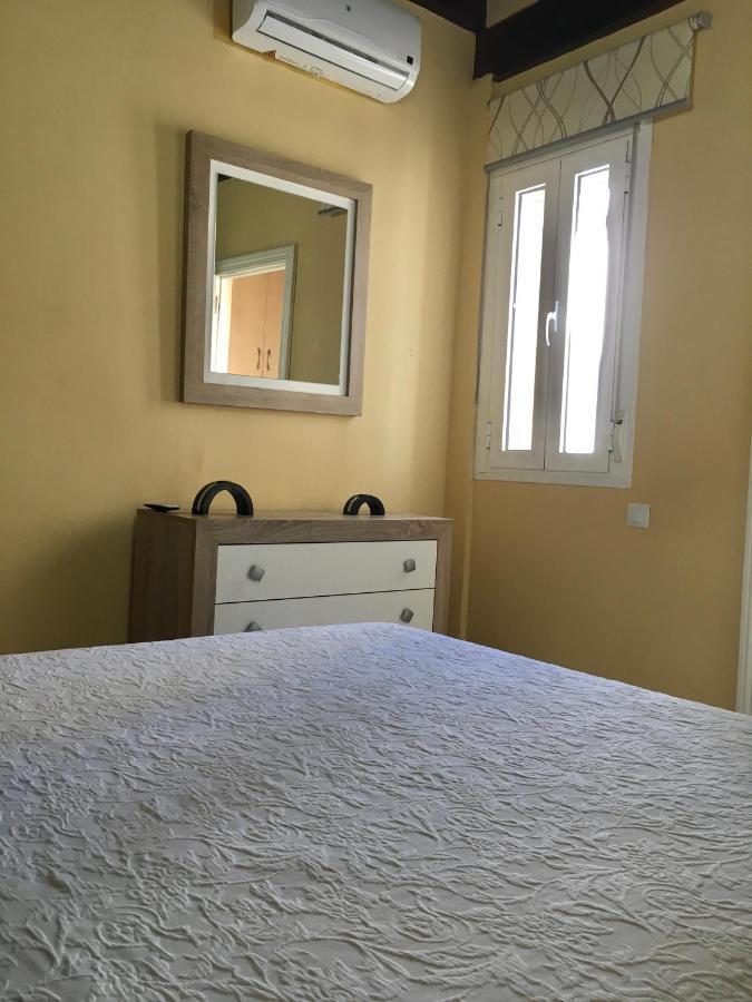 Maravilloso ático Puente De Triana Apartamento *