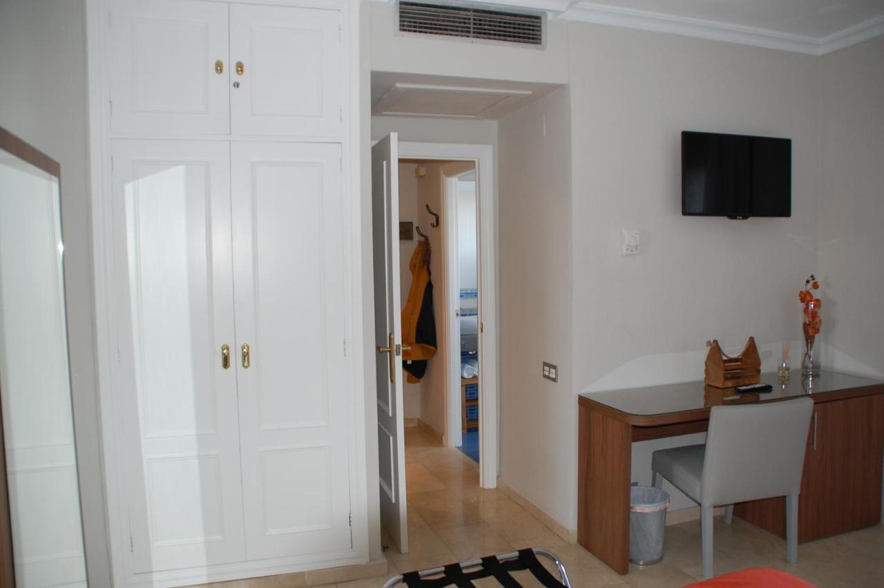 Apartment Triana L *