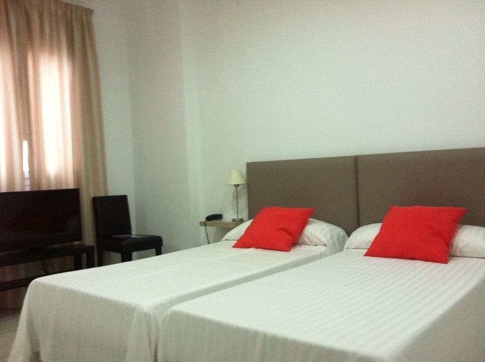 Hotel Cool 2*