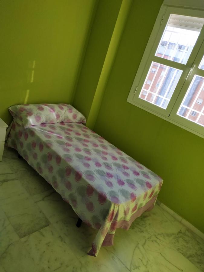 Sunny View With Five Beds Check Out 2 Pm Apartment