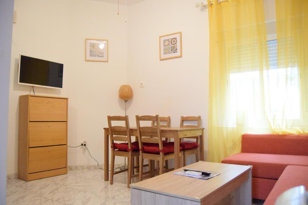 Enjoy Familia Apartment