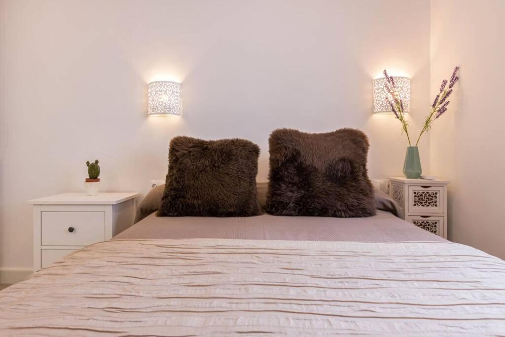 Apartamento Castilla Triana Courtyard By Valcambre Sevilla