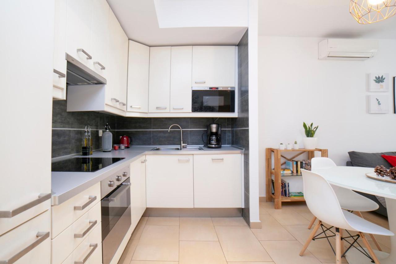 Alohamundi San Julián Apartamento *