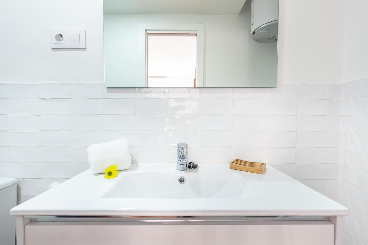 Apartamento Luminoso Y Acogedor En Sevilla. A/c. Sevilla