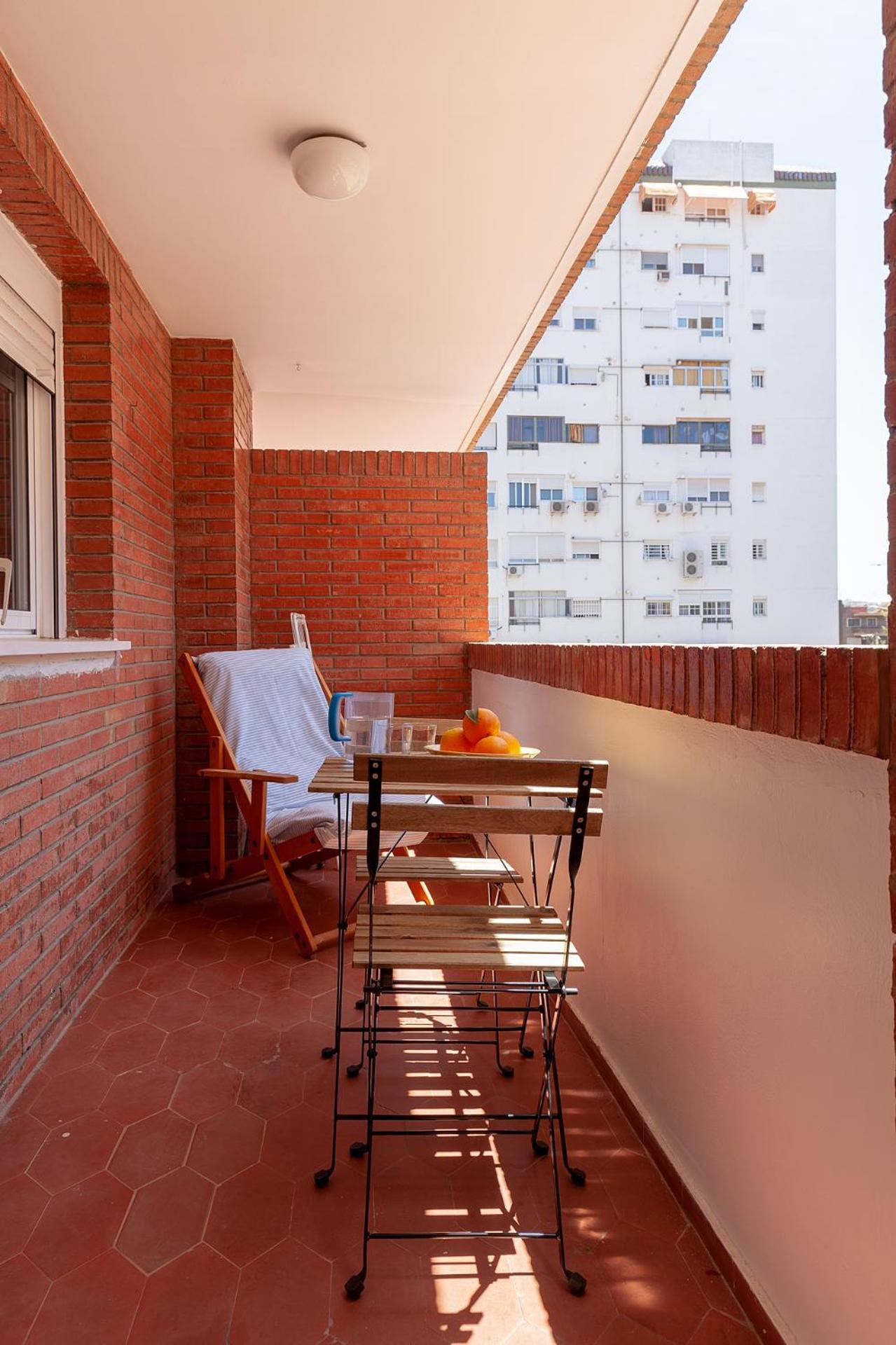 Luminoso Y Acogedor En Sevilla. A/c. Apartamento *