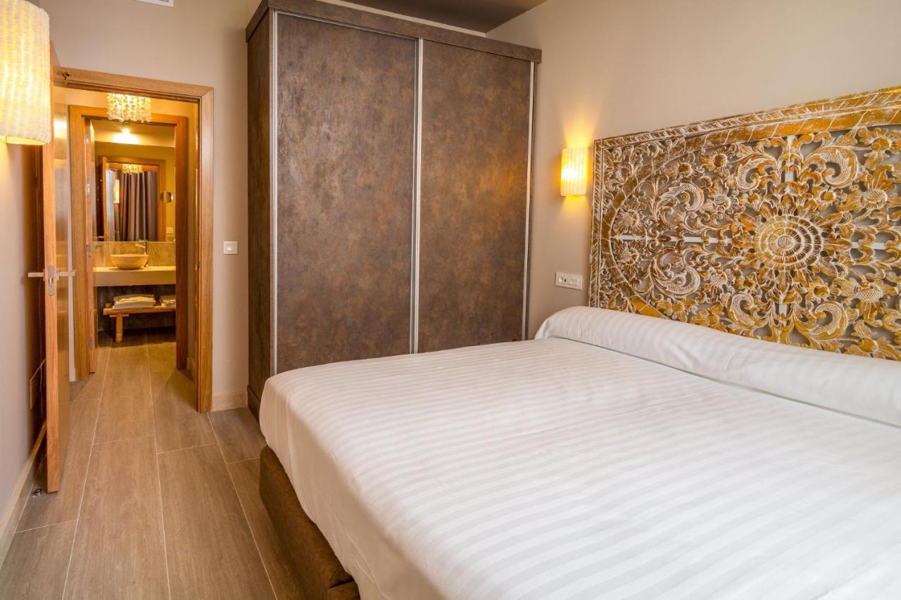 By Qhotels
