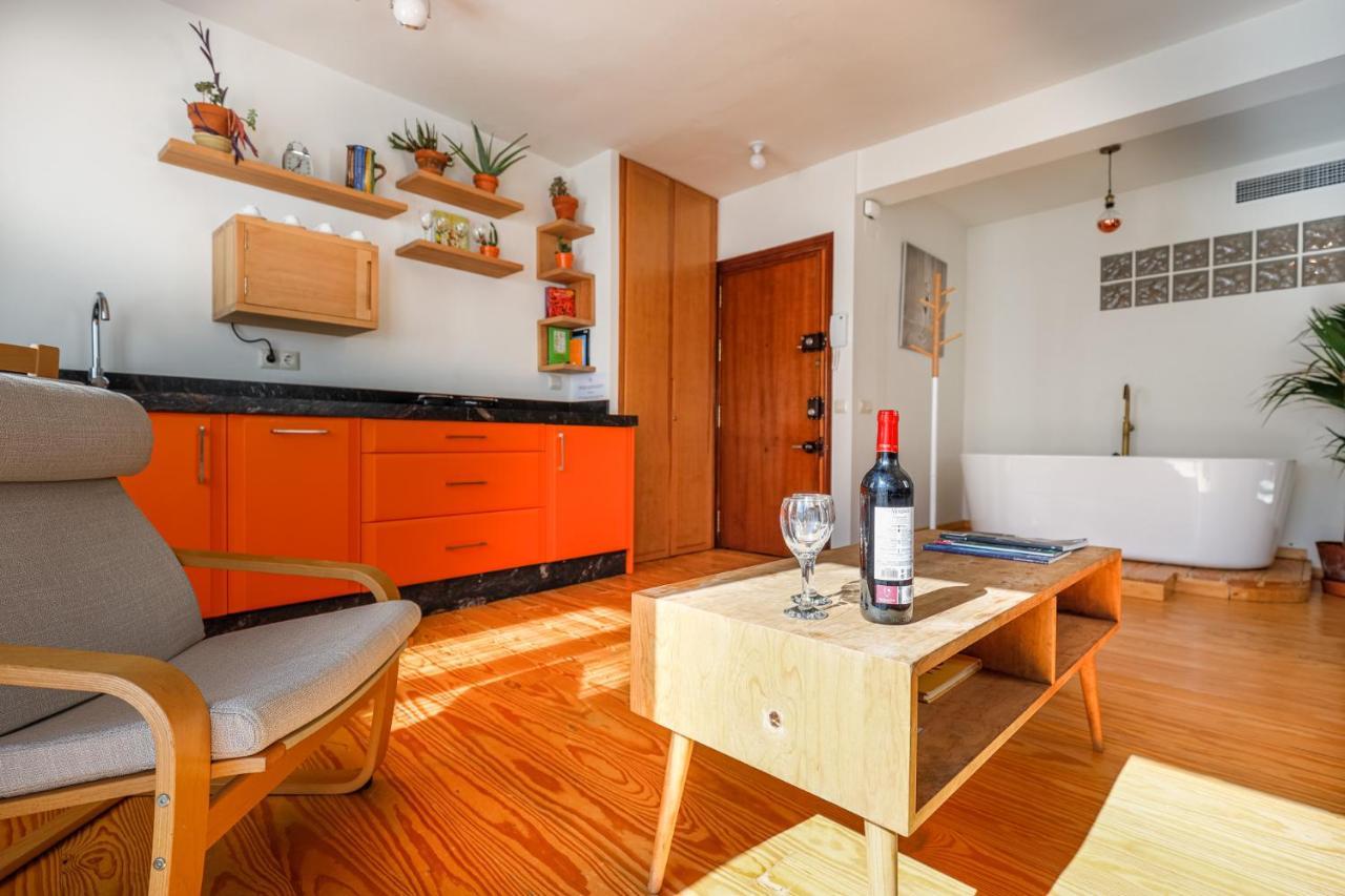 Cozy 1br Recently Renovated In Centre Apartamento