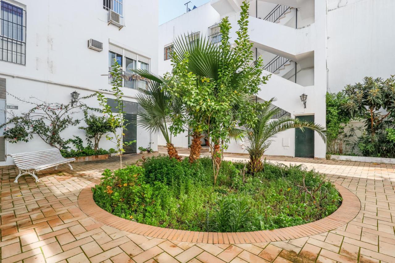 Cozy 1br Recently Renovated In Centre Apartamento *