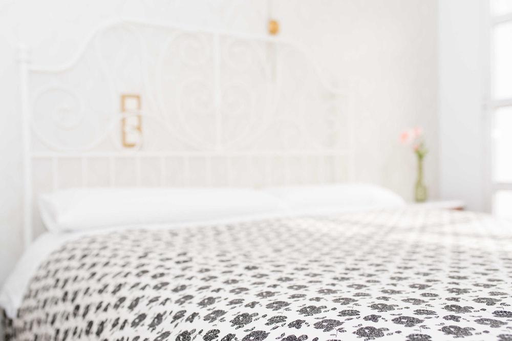 Boutike Guesthouse Guest house 2*
