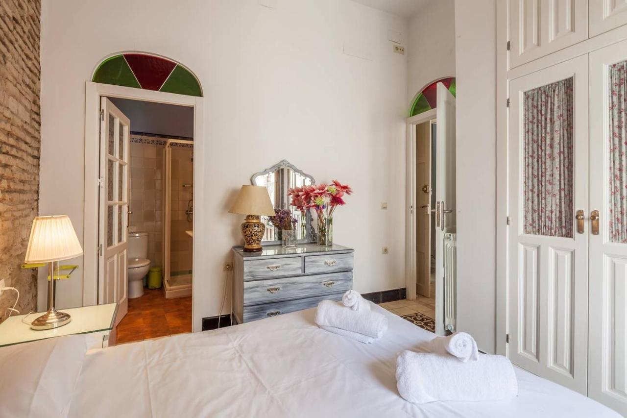 Pequeño Palacete Calle Santas Patronas Apartamento Sevilla