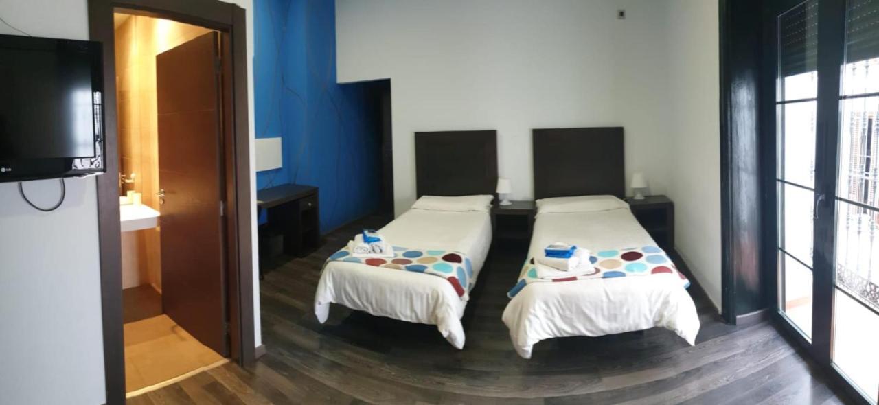 Residencia Viriato Hostal *