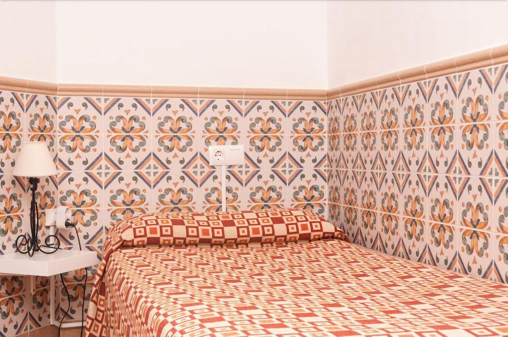 Perez Montilla Guest house 2*