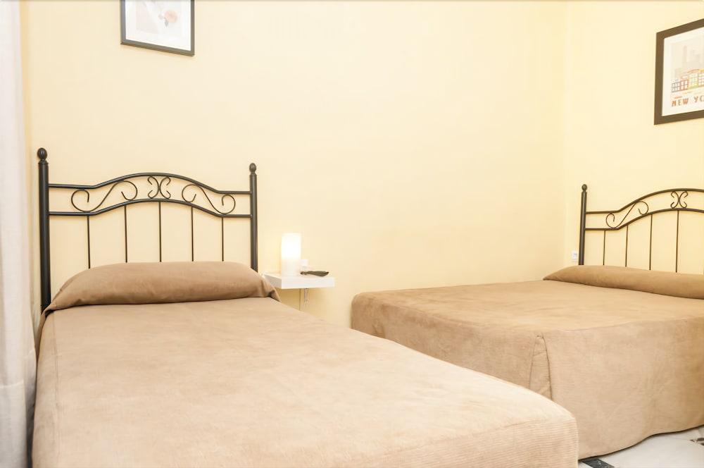 Perez Montilla Guest house Seville