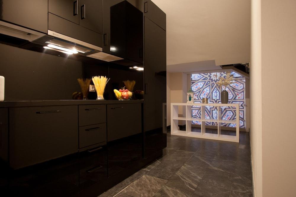O'donnell Flats (adults Only) Hotel 4*