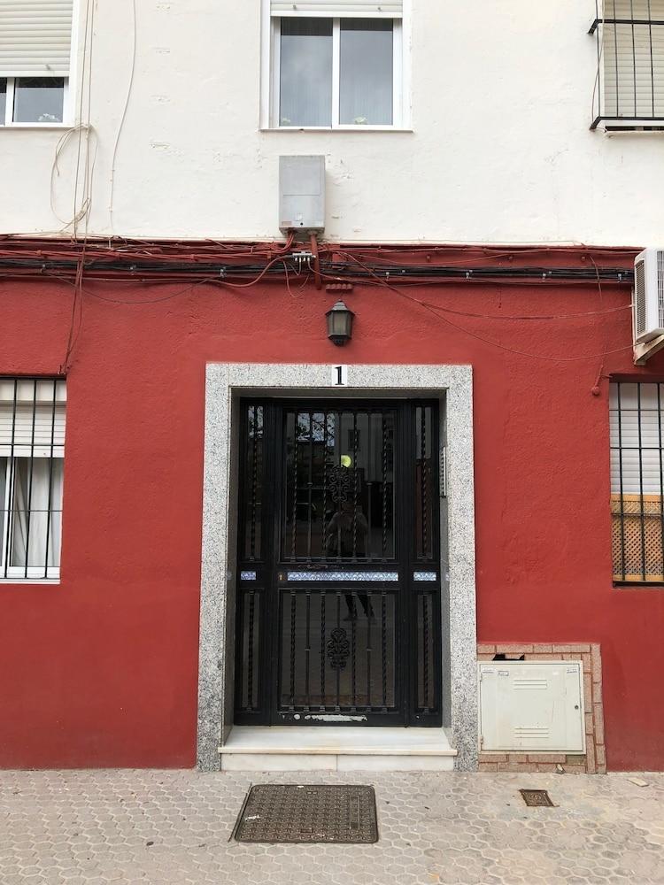Vacation Triana Apartment