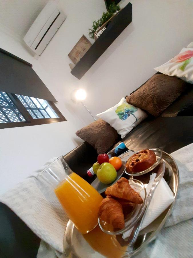 Bohemian & Catedral -parking * Seville