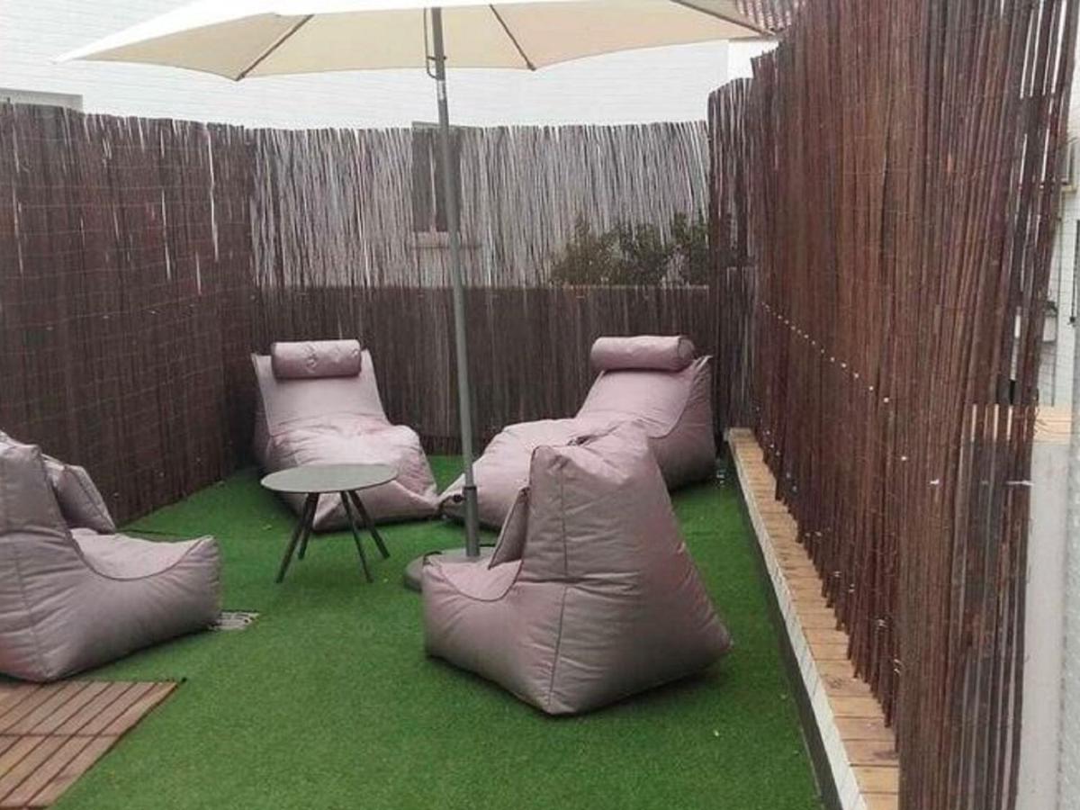 Сasa de vacaciones Classy In With Terrace *
