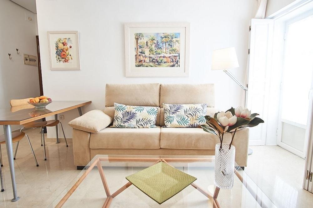Confortable Apto. Junto A La Catedral Apartment
