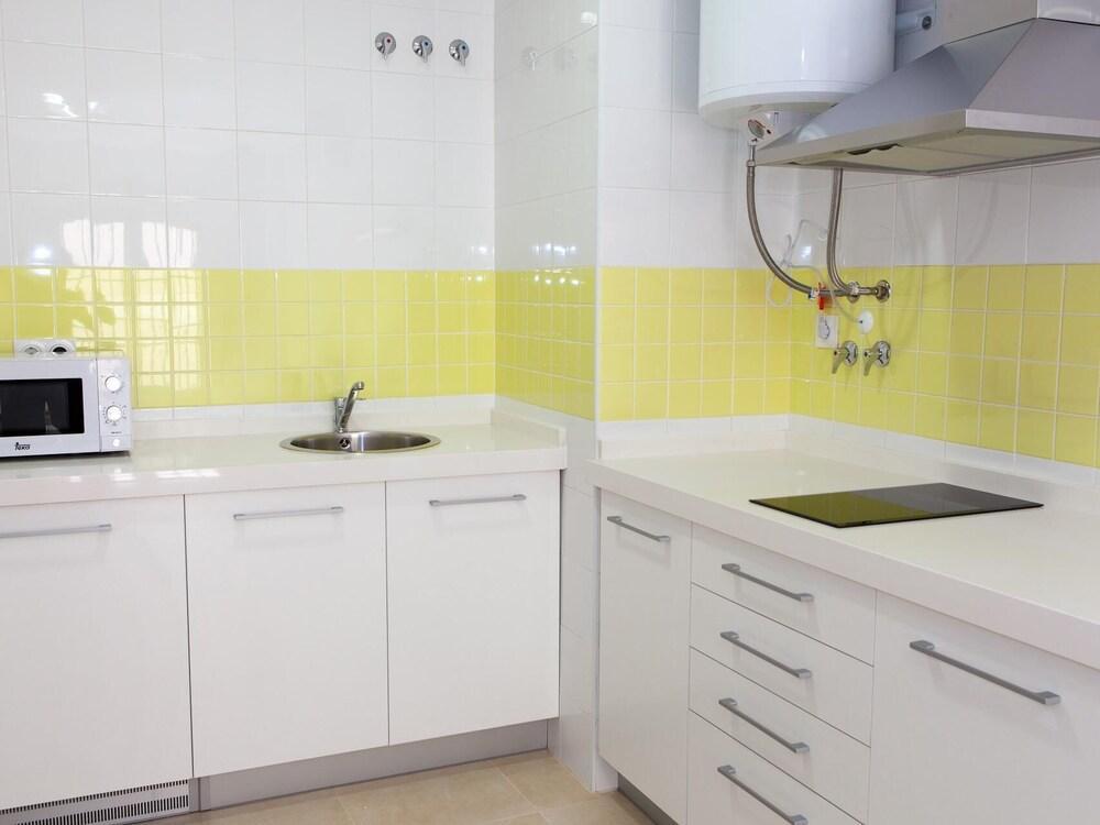 Reservaloen Plaza Del Salvador 3*