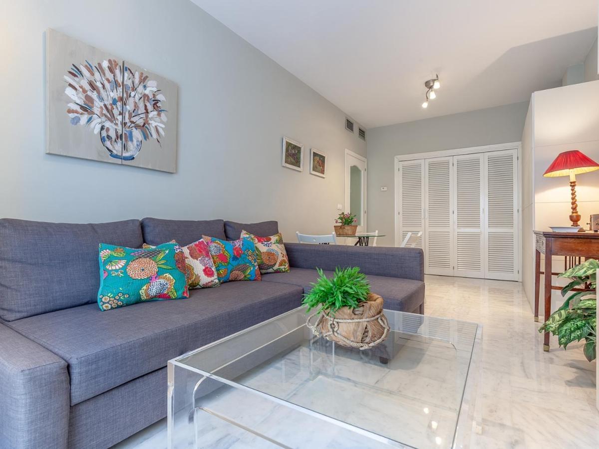 Apartment Virgen Loreto Seville