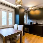 ApartSuites Triana Cariñanos