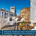 Torre Homenaje Historical Suites