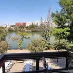 Almona junto al río - Kainga Homes