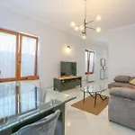 Riverwalk Suites - Puente Triana