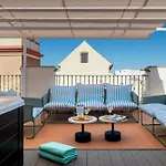 Magno Apartments San Gil - Shared Jacuzzi