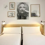 Las Atarazanas - Design Hostal
