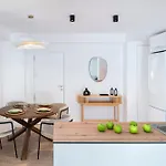 Magno Apartments Real De La Carreteria