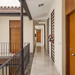 Apartamento Vintage Con Balcones
