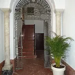 Guest House Martinez Montanes