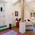 Genteel Home Corral del Rey